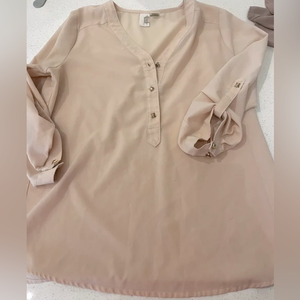 Sheer pink blouse size med